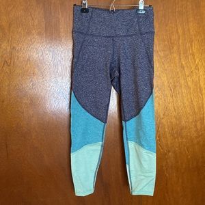Old Navy active elevate legging